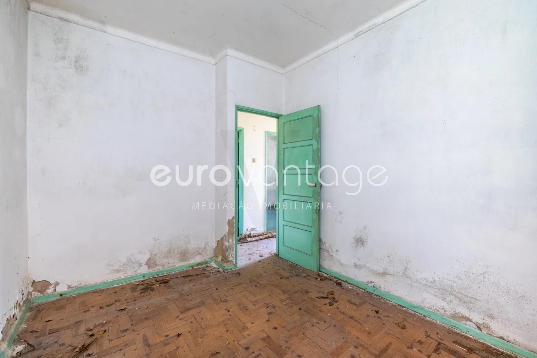 Moradia T3 para Venda em Parceiros e Azoia Foto 13