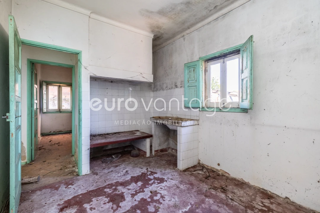 Moradia T3 para Venda em Parceiros e Azoia Foto 16