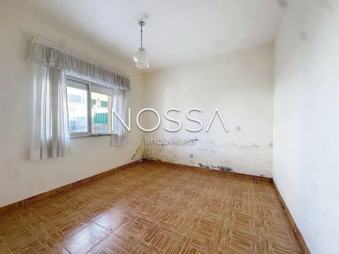 Moradia T5 para Venda em Fernao Ferro Foto 6