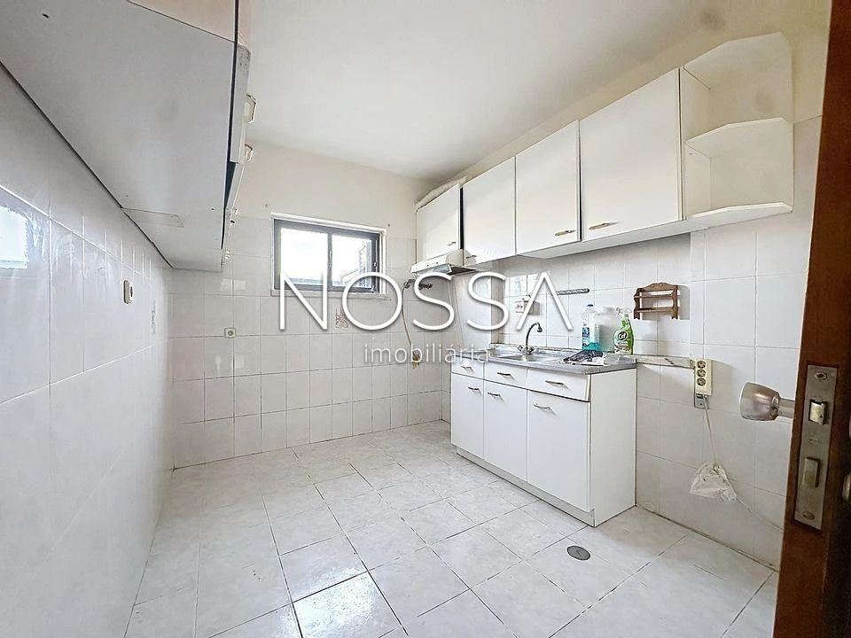 Moradia T5 para Venda em Fernao Ferro Foto 8
