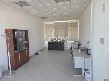 Loja para Venda em Albufeira e Olhos de Água