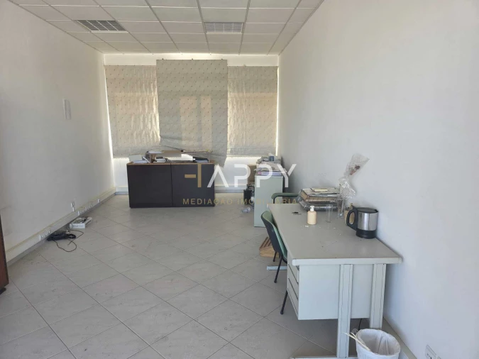 Loja para Venda em Albufeira e Olhos de Água Foto 9