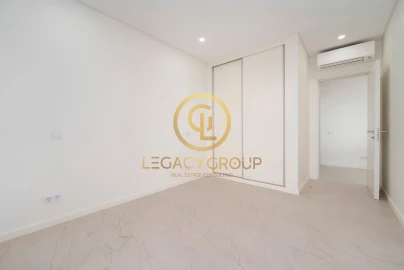 Apartamento T3 para Venda em Quarteira