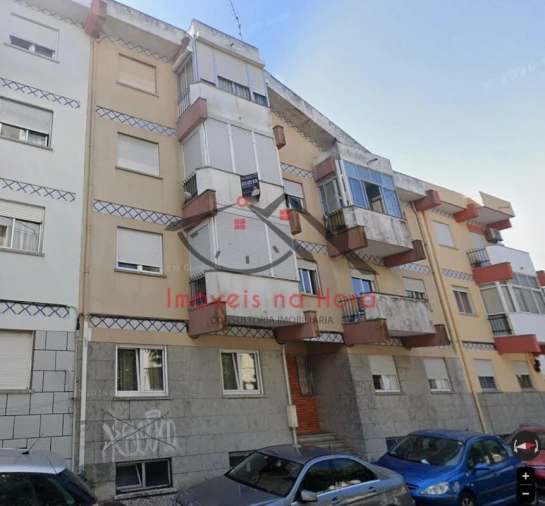 Apartamento T2 para Venda em Venteira Foto 9