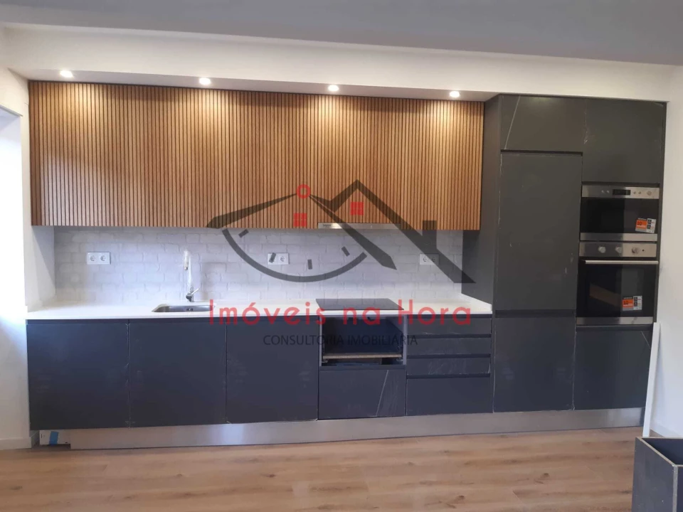 Apartamento T2 para Venda em Venteira Foto 2