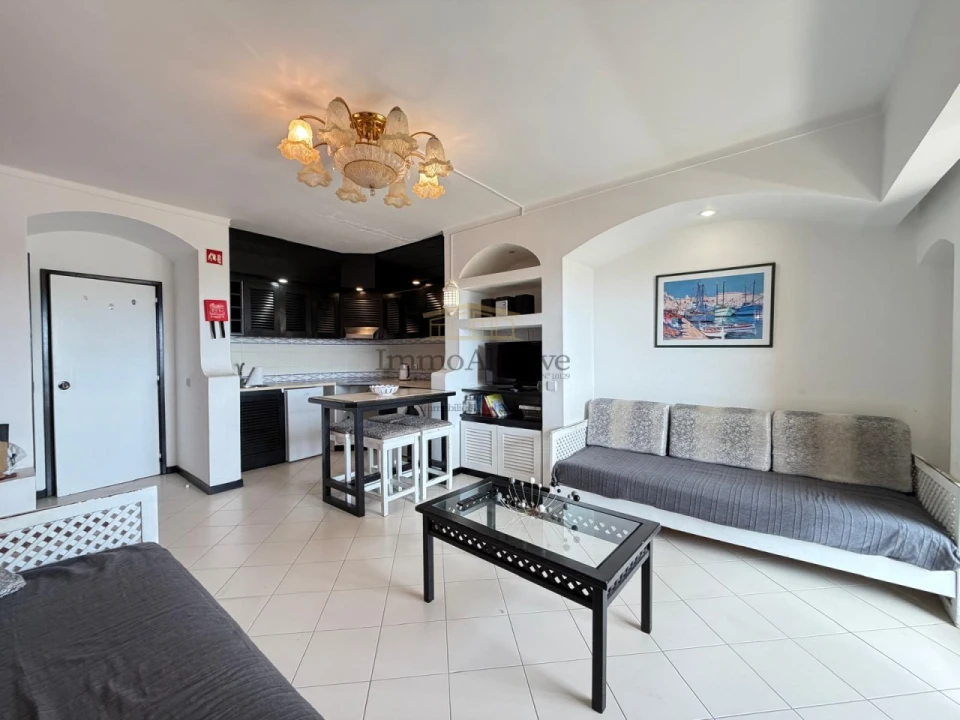 Apartamento T1 para Venda em Albufeira e Olhos de Água Foto 2