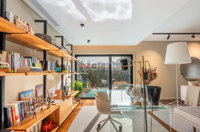 Escritório para Arrendamento em Lordelo do Ouro e Massarelos