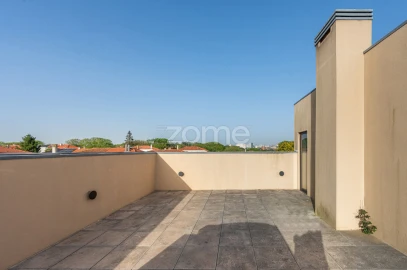 Escritório para Arrendamento em Lordelo do Ouro e Massarelos