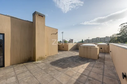 Escritório para Arrendamento em Lordelo do Ouro e Massarelos