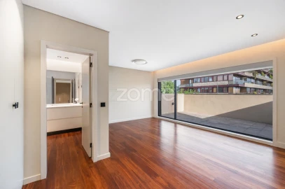 Escritório para Arrendamento em Lordelo do Ouro e Massarelos