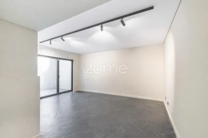 Escritório para Arrendamento em Lordelo do Ouro e Massarelos