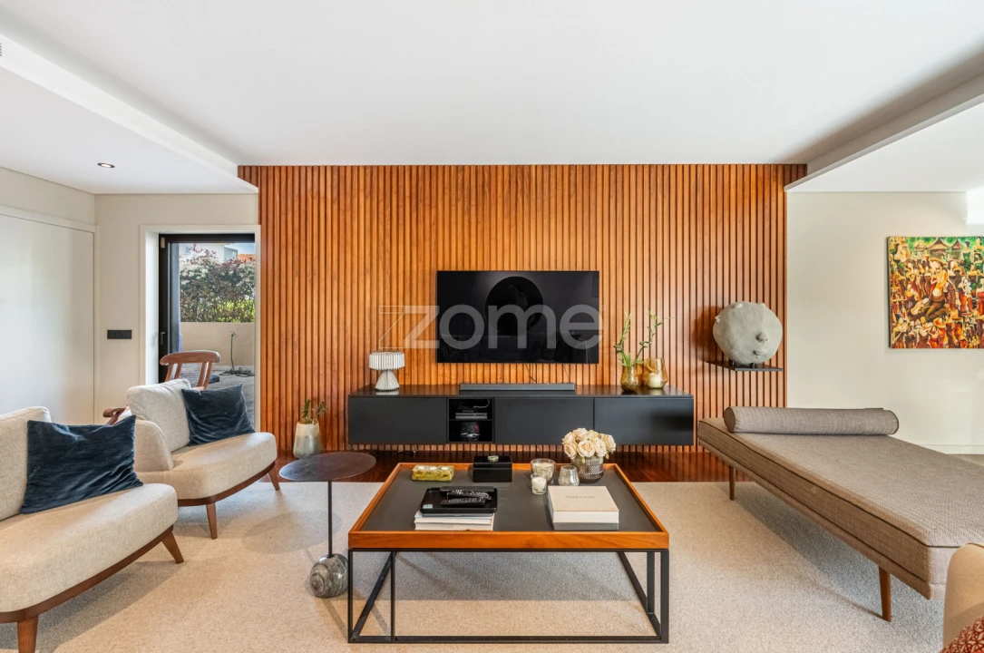 Escritório para Arrendamento em Lordelo do Ouro e Massarelos Foto 1