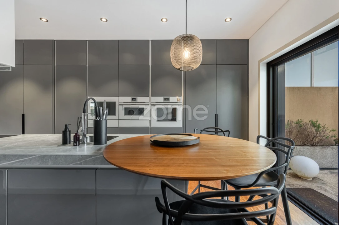 Escritório para Arrendamento em Lordelo do Ouro e Massarelos Foto 14