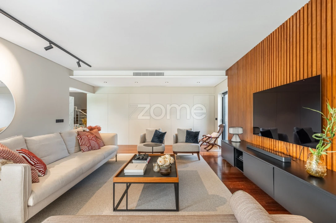 Escritório para Arrendamento em Lordelo do Ouro e Massarelos Foto 11