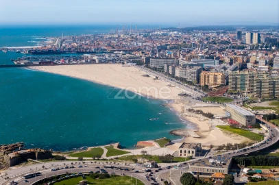 Apartamento T4 para Venda em Aldoar, Foz do Douro e Nevogilde