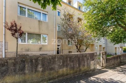 Apartamento T4 para Venda em Aldoar, Foz do Douro e Nevogilde