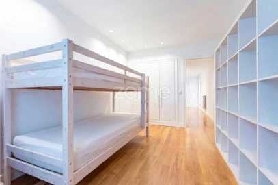 Apartamento T4 para Venda em Aldoar, Foz do Douro e Nevogilde