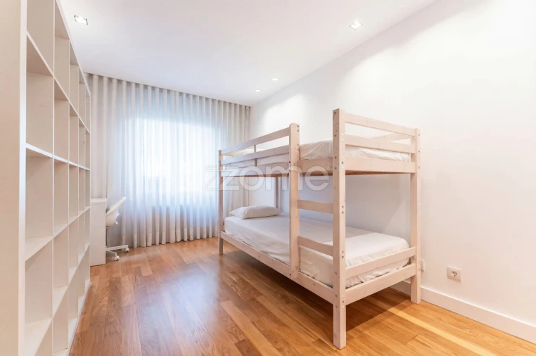 Apartamento T4 para Venda em Aldoar, Foz do Douro e Nevogilde Foto 23