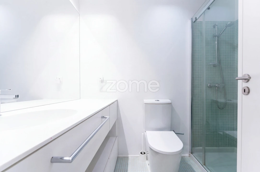 Apartamento T4 para Venda em Aldoar, Foz do Douro e Nevogilde Foto 25