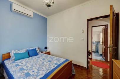 Moradia T3 para Venda em Longomel