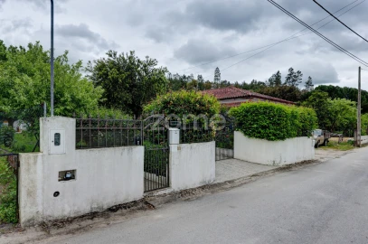 Moradia T3 para Venda em Longomel