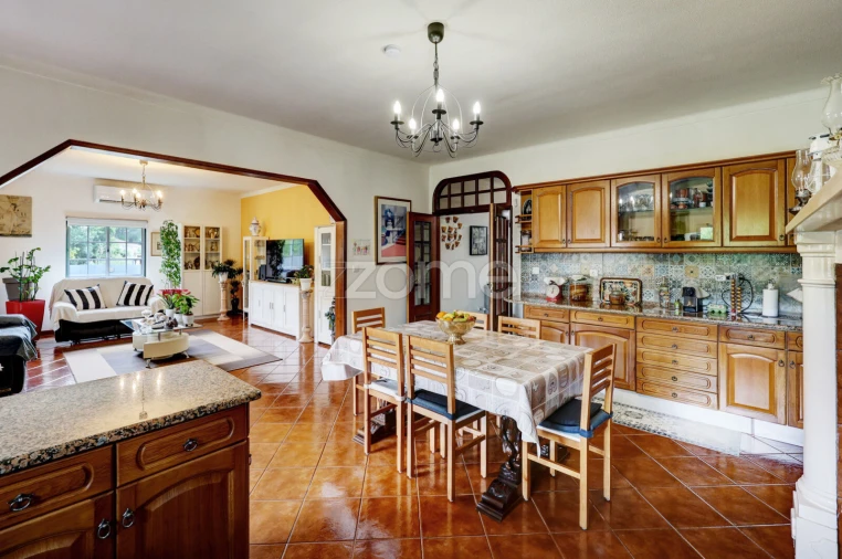 Moradia T3 para Venda em Longomel Foto 16