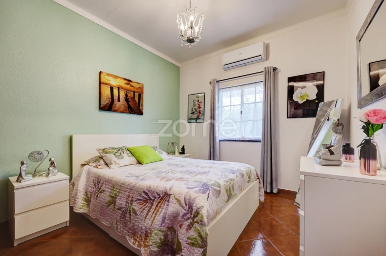 Moradia T3 para Venda em Longomel Foto 18