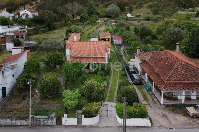 Moradia T3 para Venda em Longomel Foto 53