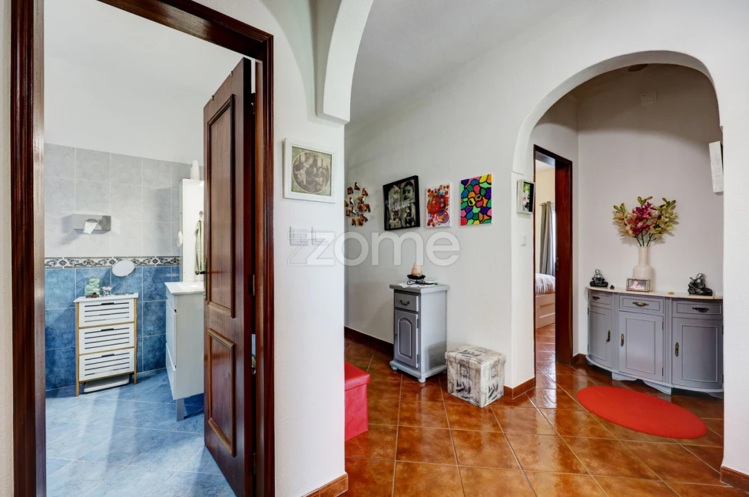 Moradia T3 para Venda em Longomel Foto 24