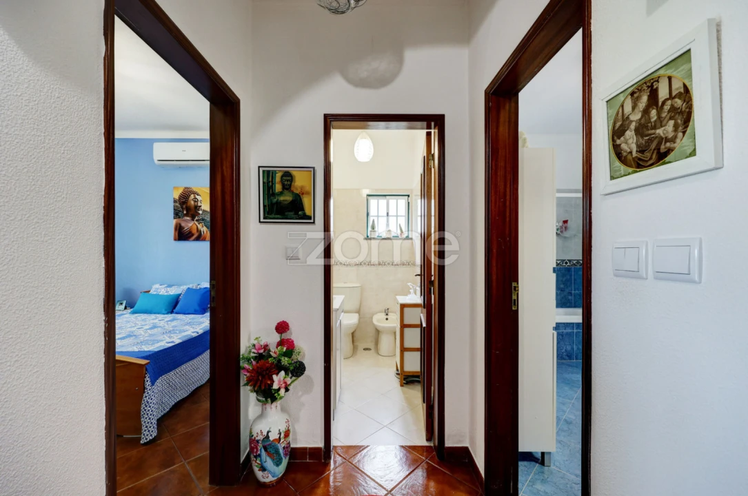 Moradia T3 para Venda em Longomel Foto 25