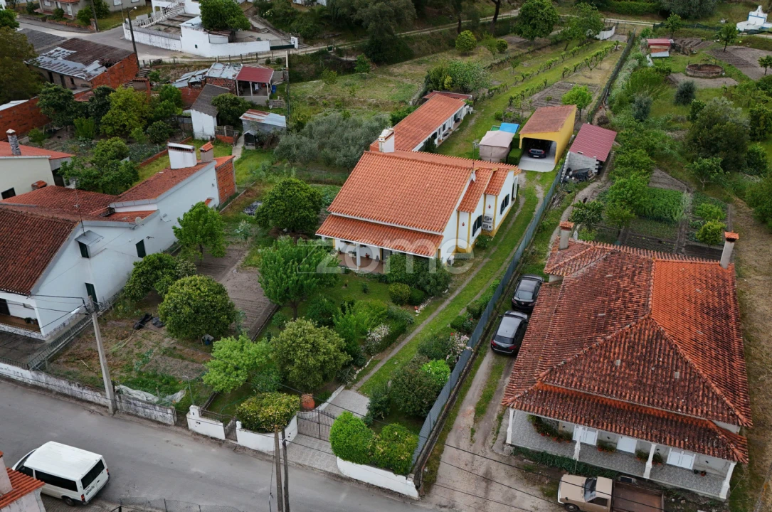 Moradia T3 para Venda em Longomel Foto 57