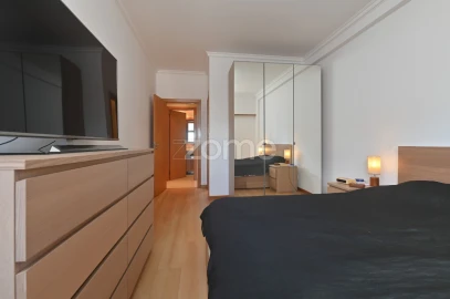 Apartamento T3 para Venda em Queluz e Belas