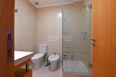 Apartamento T3 para Venda em Queluz e Belas