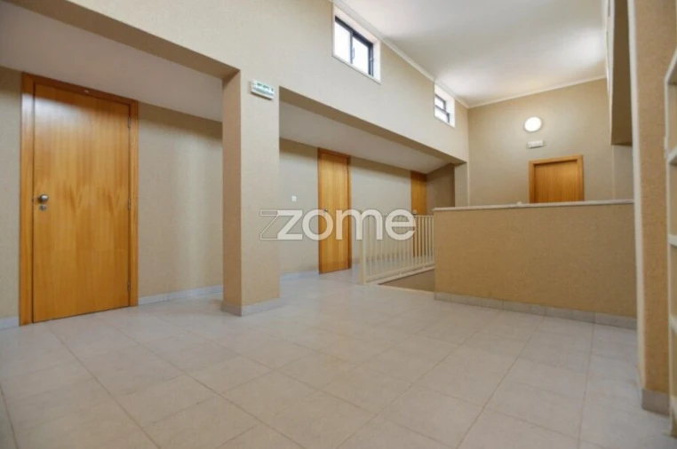 Apartamento T3 para Venda em Queluz e Belas Foto 25