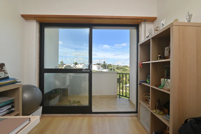 Apartamento T3 para Venda em Queluz e Belas Foto 5