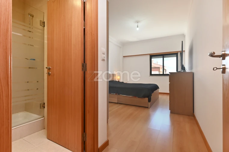 Apartamento T3 para Venda em Queluz e Belas Foto 8