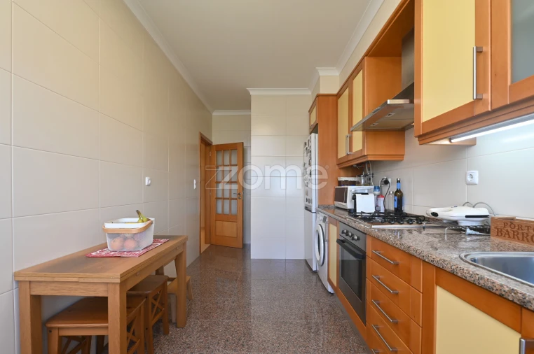 Apartamento T3 para Venda em Queluz e Belas Foto 19