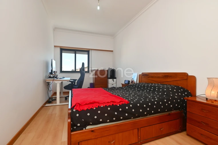 Apartamento T3 para Venda em Queluz e Belas Foto 11