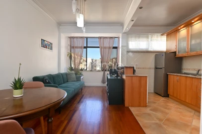 Apartamento T2 para Venda em Campo de Ourique