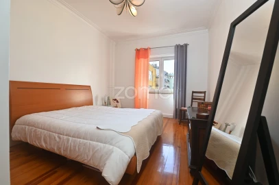 Apartamento T2 para Venda em Campo de Ourique