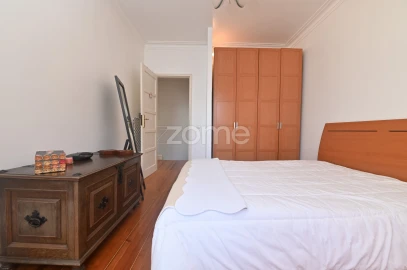 Apartamento T2 para Venda em Campo de Ourique