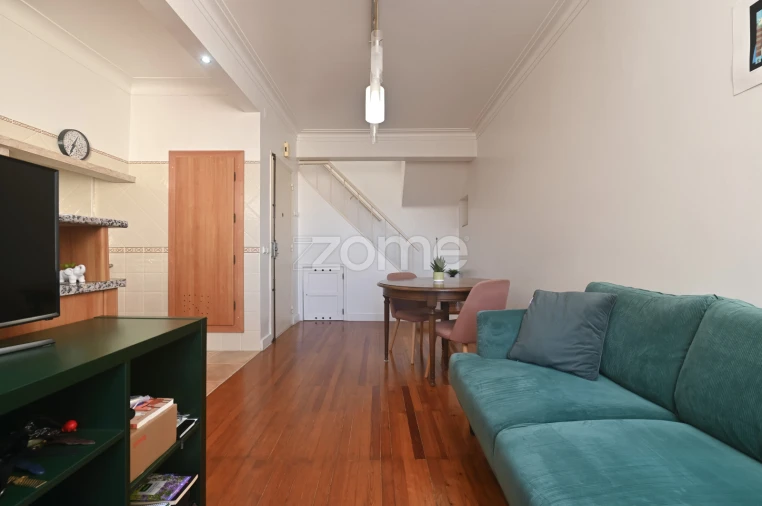 Apartamento T2 para Venda em Campo de Ourique Foto 2