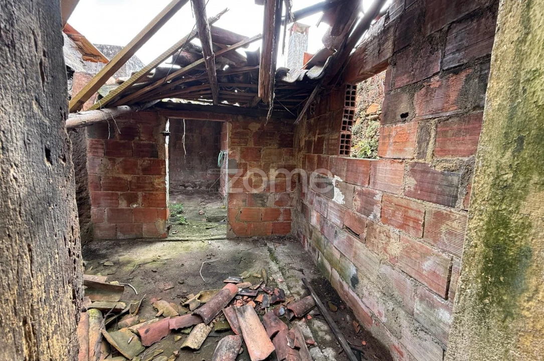 Moradia T3 para Venda em Ceira Foto 15