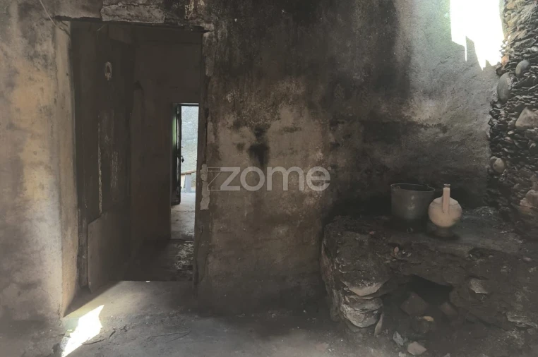 Moradia T3 para Venda em Ceira Foto 7