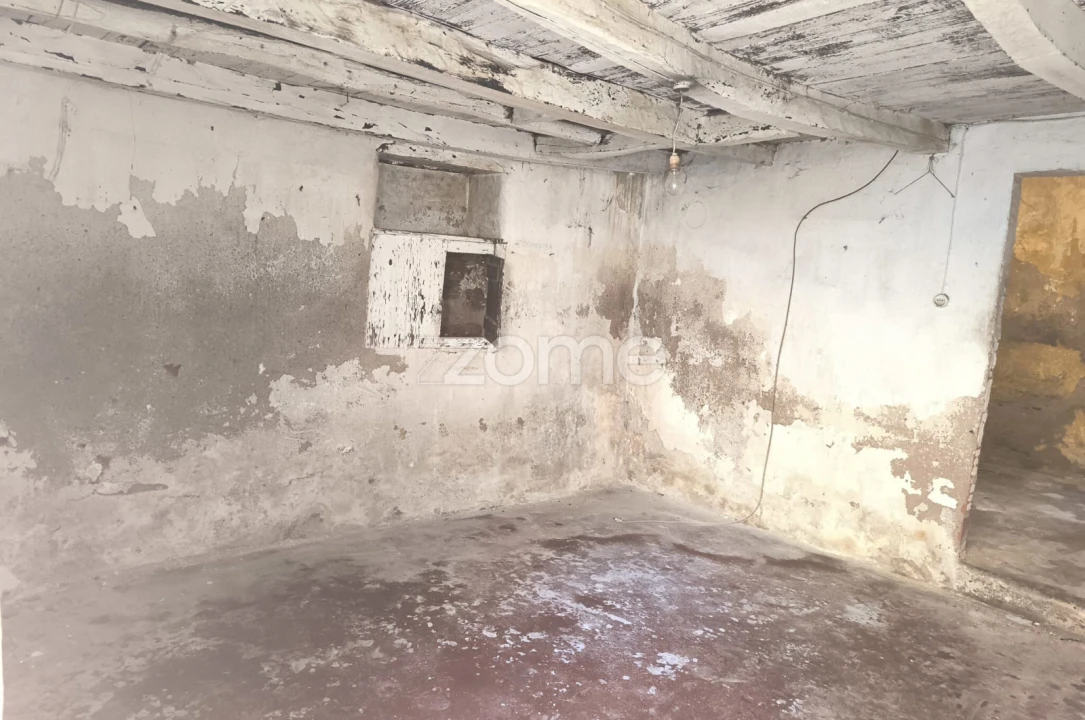 Moradia T3 para Venda em Ceira Foto 8