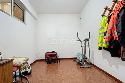 Moradia T6 para Venda em Pereira