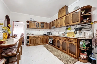 Moradia T6 para Venda em Pereira