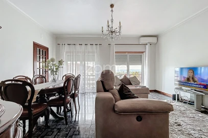 Moradia T6 para Venda em Pereira