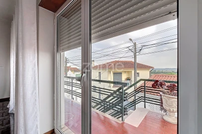 Moradia T6 para Venda em Pereira