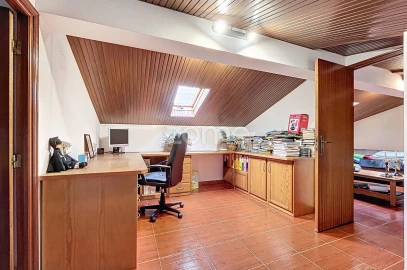 Moradia T6 para Venda em Pereira